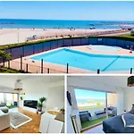 1ere Ligne Piscine Terrasse Au Bord De La Front De Avec Velos