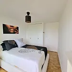 1ere Ligne Piscine Terrasse Au Bord De La Front De Avec Velos