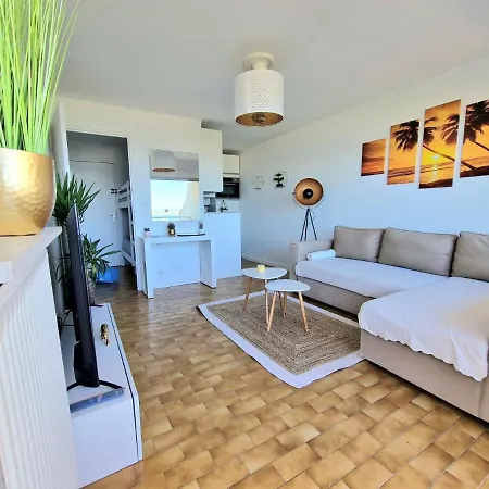 1ere Ligne Piscine Terrasse Au Bord De La Front De Avec 6 Velos *