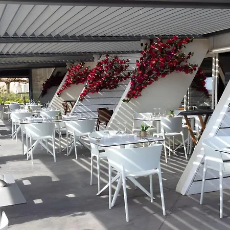 1ere Ligne Piscine Terrasse Au Bord De La Front De Avec Velos Apartment *