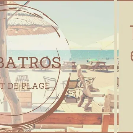 1ere Ligne Piscine Terrasse Au Bord De La Front De Avec 6 Velos *