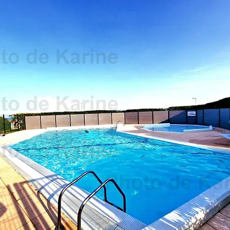 Apartment 1ere Ligne Piscine Terrasse Au Bord De La Front De Avec 6 Velos *