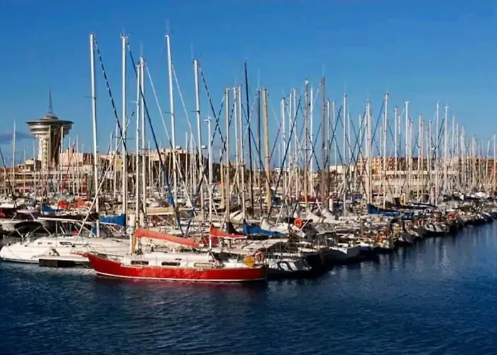 Lägenhet 1ere Ligne Piscine Terrasse Au Bord De La Front De Avec Velos Palavas-les-Flots