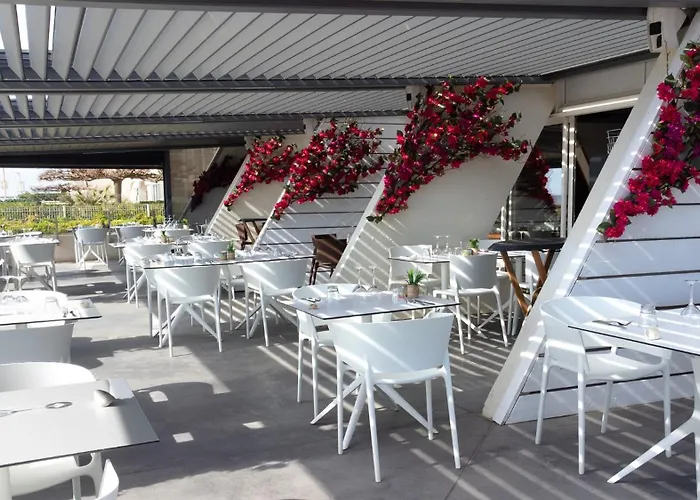 1ere Ligne Piscine Terrasse Au Bord De La Front De Avec Velos Lägenhet *