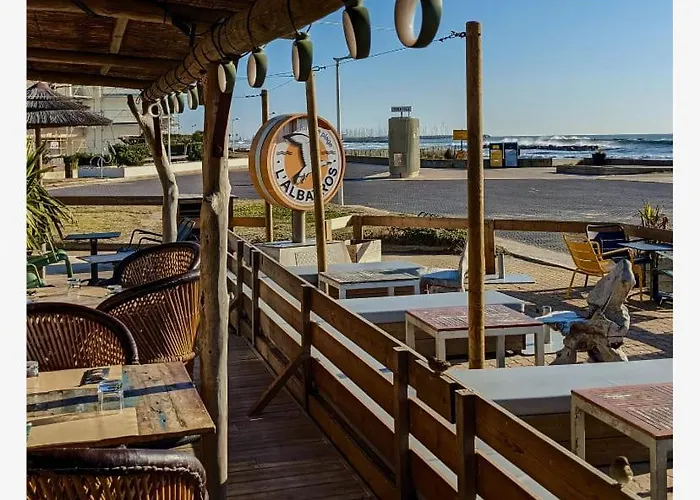 1ere Ligne Piscine Terrasse Au Bord De La Front De Avec Velos Palavas-les-Flots