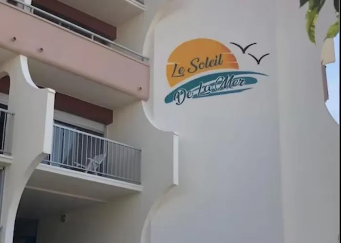 Lägenhet 1ere Ligne Piscine Terrasse Au Bord De La Front De Avec Velos Palavas-les-Flots